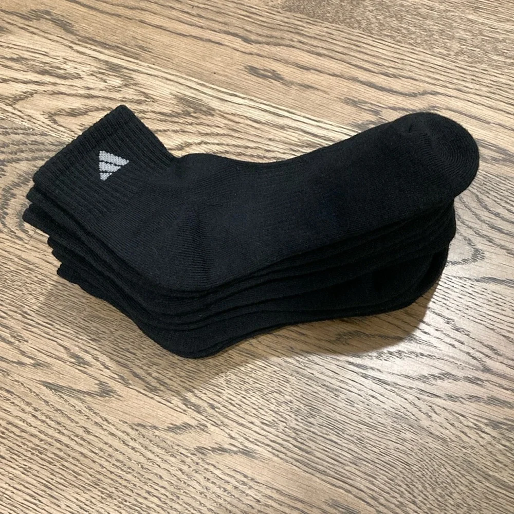 NWOT Adidas Women’s Athletic Quarter Socks 6-Pack - Picture 1 of 3